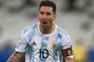 梅西：我们踢得不够冷静 点球改变了比赛